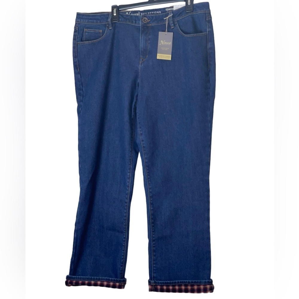 NWT Natural Reflections fleece lined straight leg jeans. Size 18. Relaxed fit